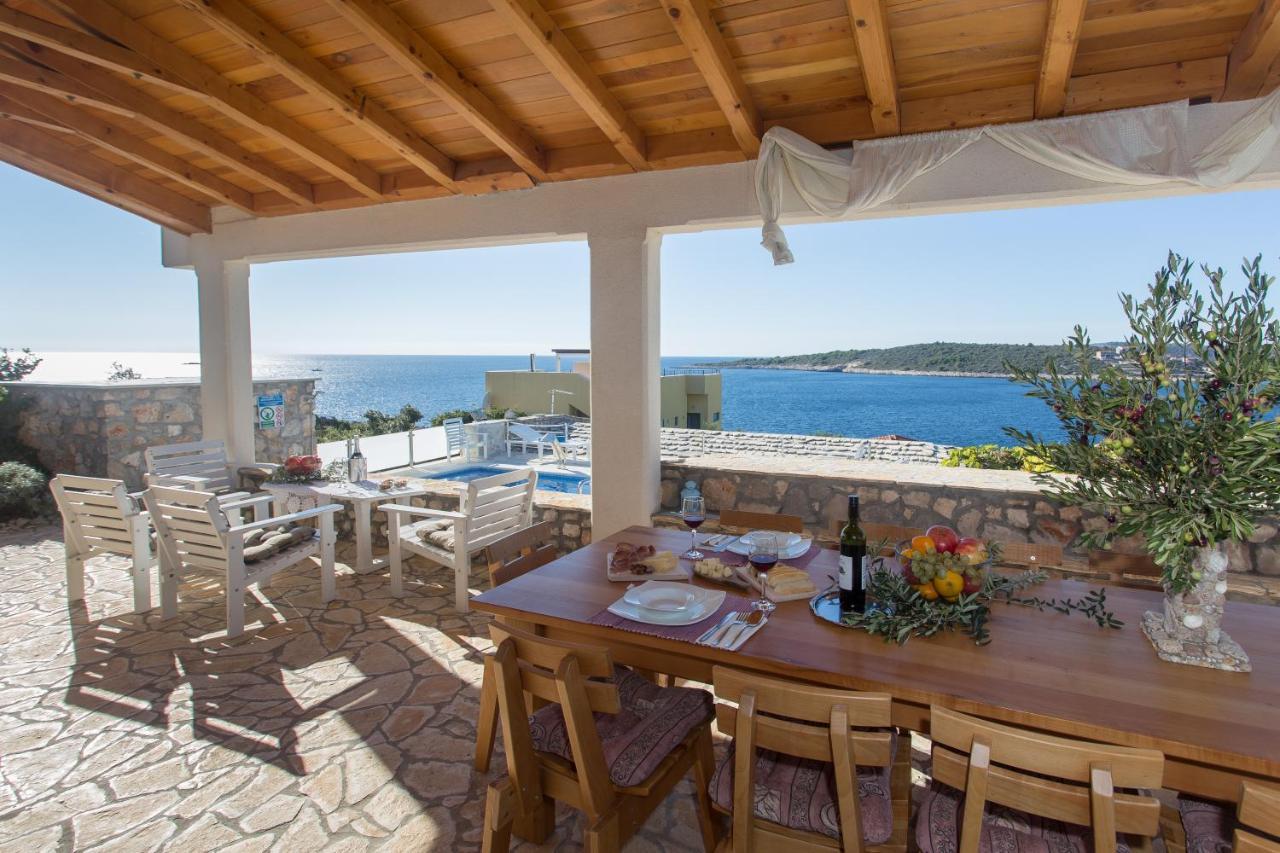 Villa, Stone House With Swimming Pool & Sauna, Beach, סביד מראה חיצוני תמונה