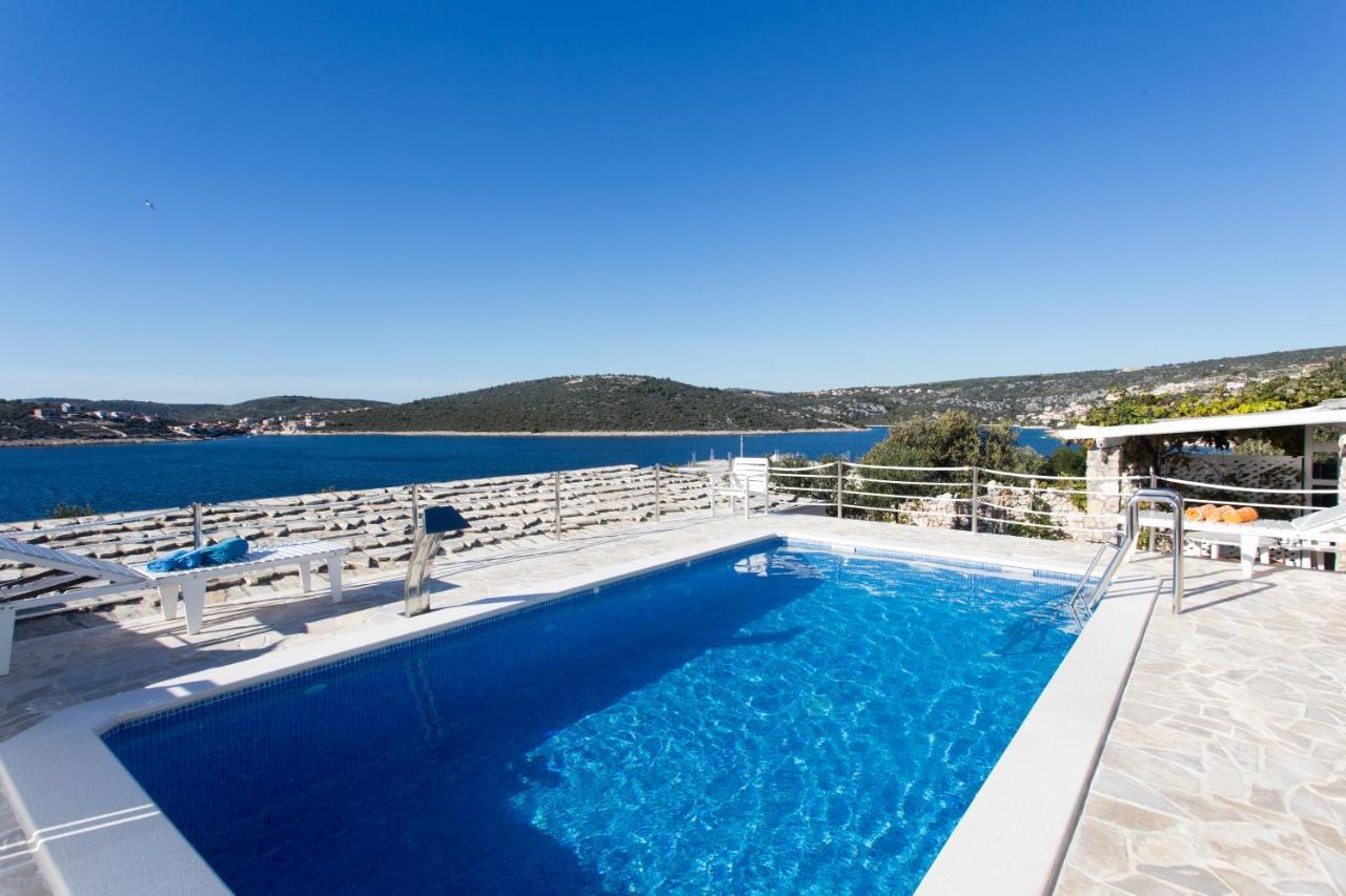 Villa, Stone House With Swimming Pool & Sauna, Beach, סביד מראה חיצוני תמונה