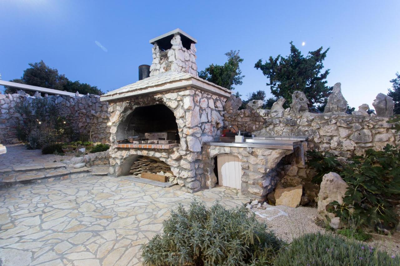 Villa, Stone House With Swimming Pool & Sauna, Beach, סביד מראה חיצוני תמונה