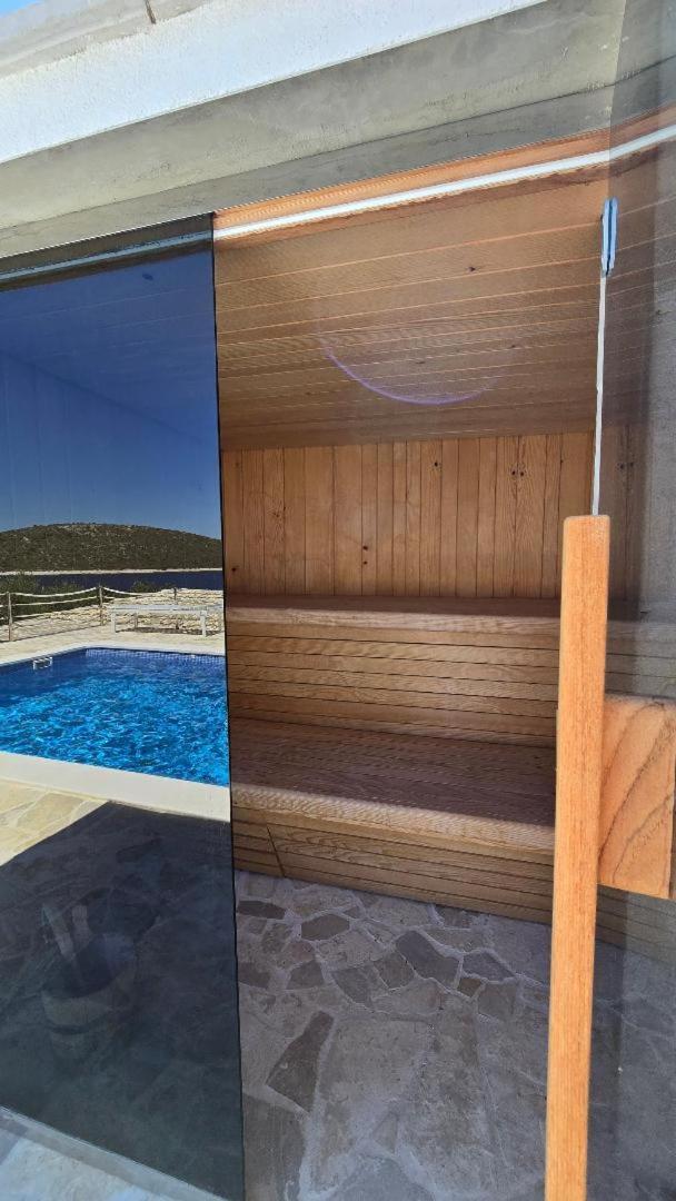 Villa, Stone House With Swimming Pool & Sauna, Beach, סביד מראה חיצוני תמונה