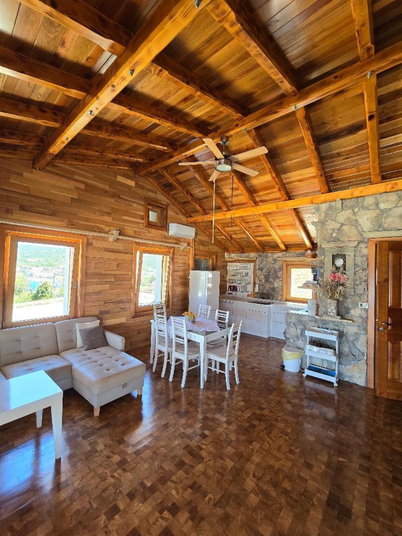 Villa, Stone House With Swimming Pool & Sauna, Beach, סביד מראה חיצוני תמונה